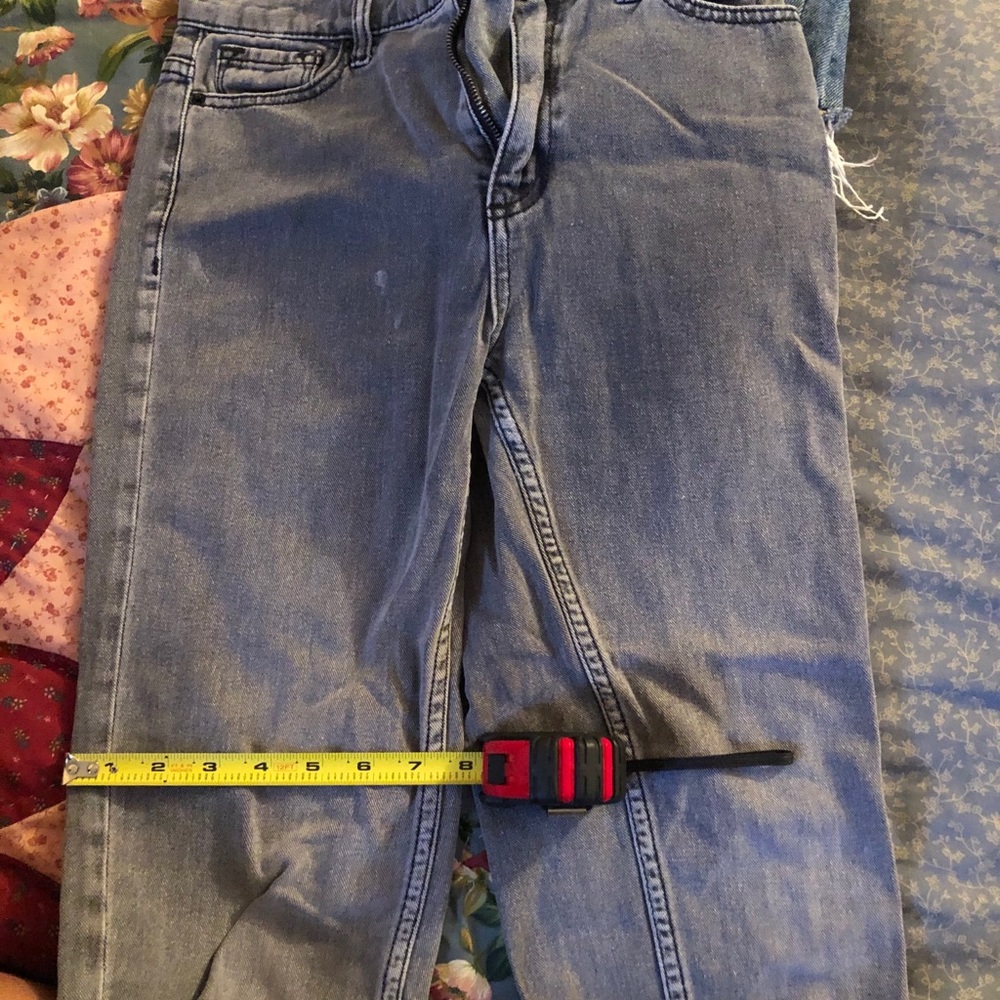 BDG Jeans - Picture 9 of 10